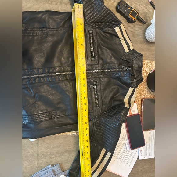 Vegan leather men’s small jacket - Picture 4 of 7